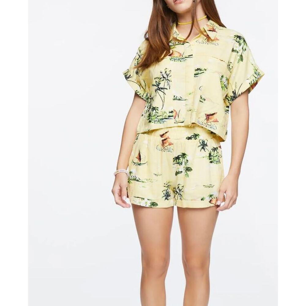 Forever 21 Tropical Print High Waist Short And Crop Button Front Linen Set